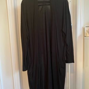 PLUS SIZE Long Lightweight Cardigan